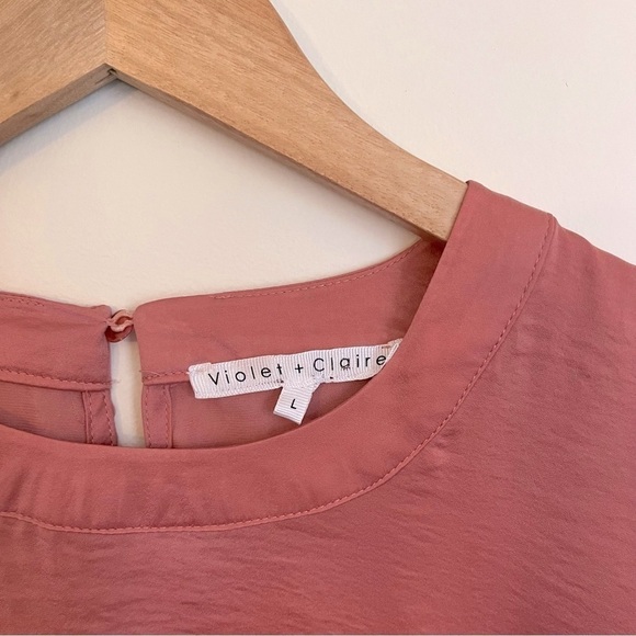 Violet + Claire Ruffle Sleeve Blouse - Picture 4 of 4